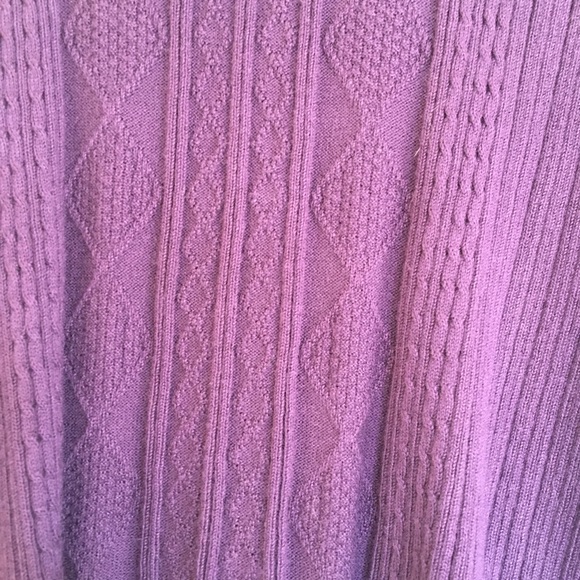 Carolyn Taylor purple turtle neck sweater - Picture 2 of 4